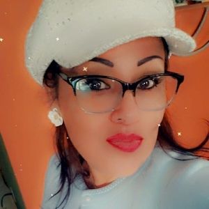 Meet your Posher, Nidia